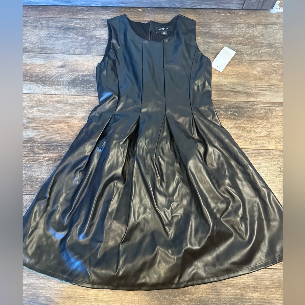 Amy Byer Black Pleated A-Line Cocktail Dress